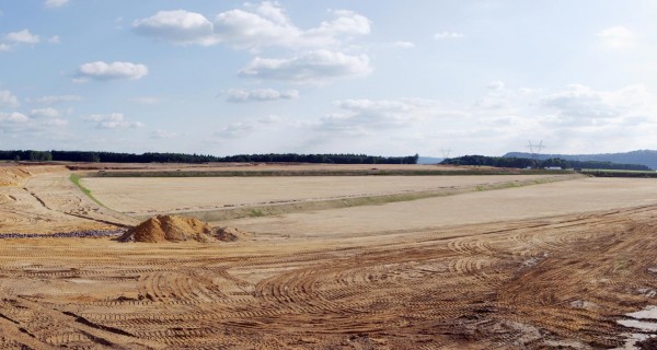 Erste Ansiedlungen im Industriepark Lisdorfer Berg