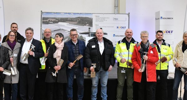 Three partners celebrate topping out ceremony at the future SVOLT site in Heusweiler